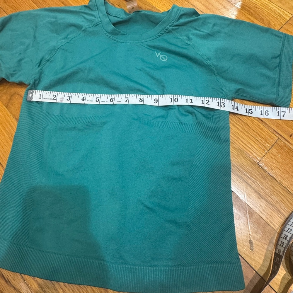 Work out top - Picture 1 of 7